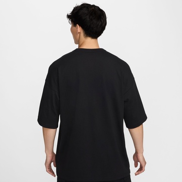  Nike Sportswear Premium Essentials Erkek Siyah T-Shirt