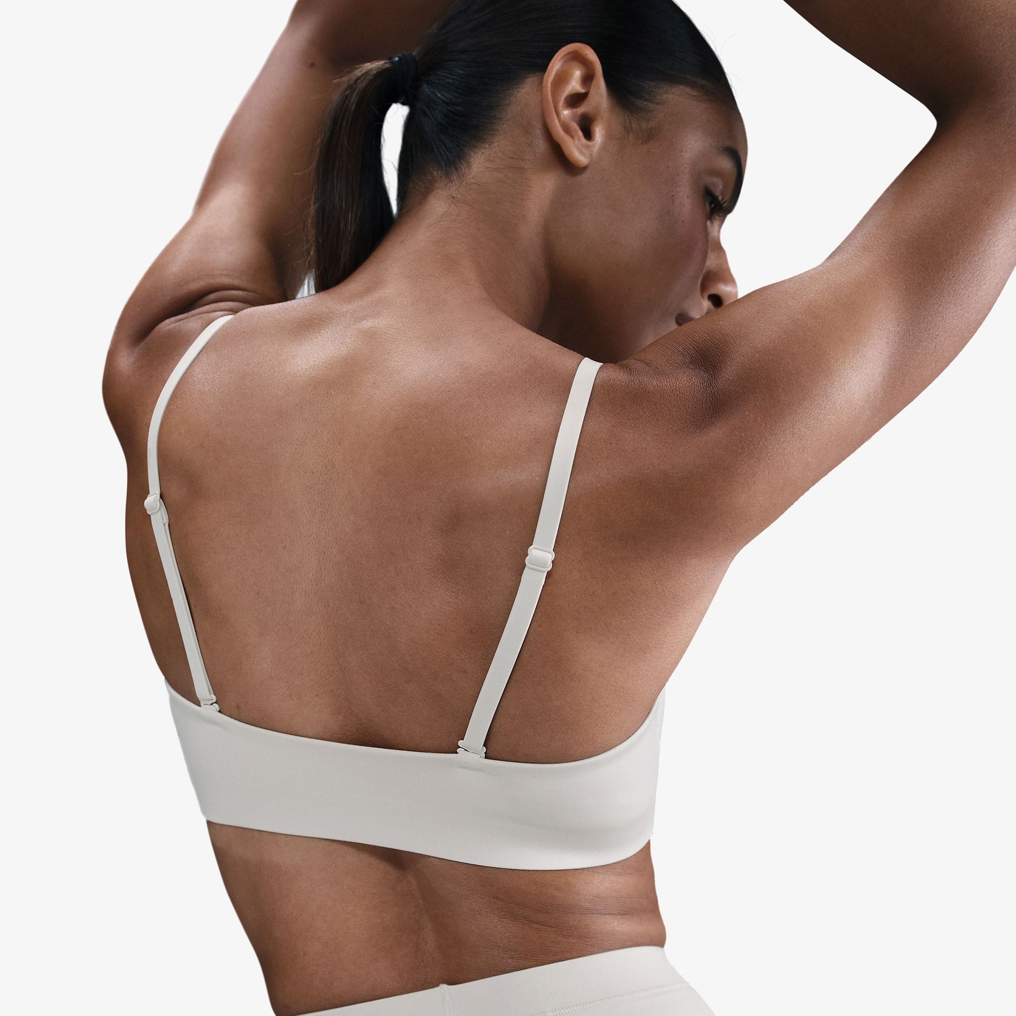 Nike Dri-Fit Form Kadın Beyaz Bra