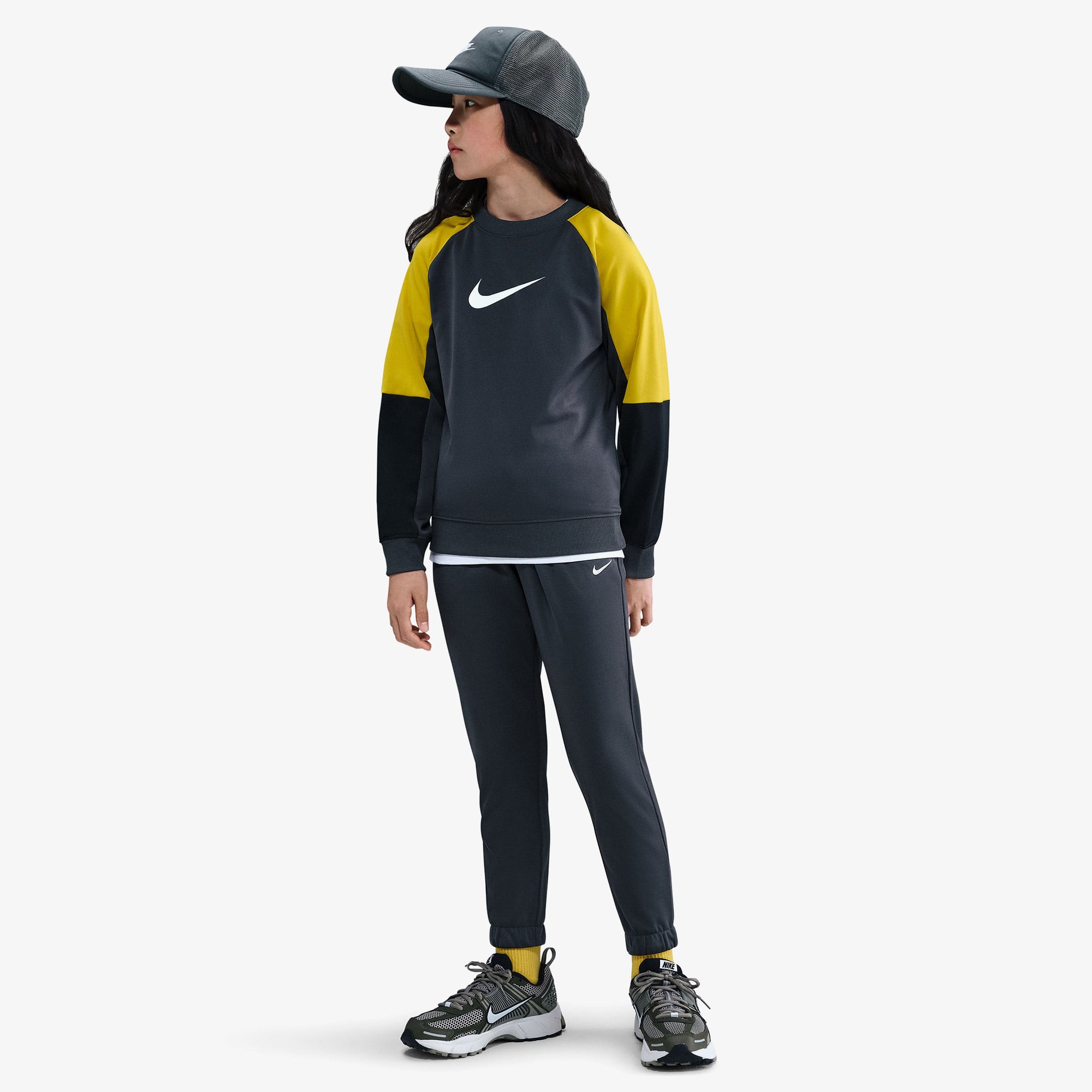  Nike Sportswear Dri-Fit Crew Çocuk Gri Eşofman Takımı