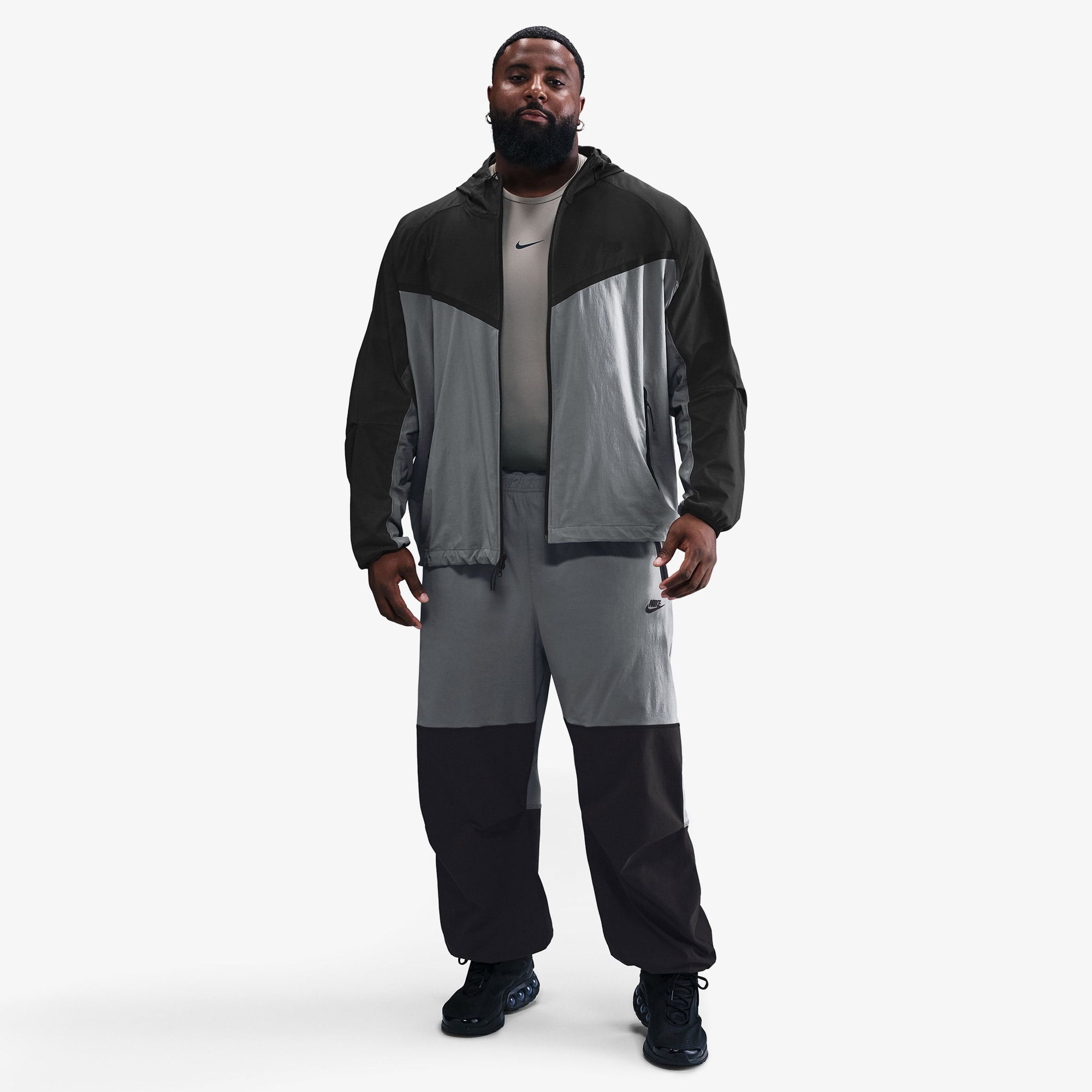  Nike Tech Woven Erkek Gri Ceket