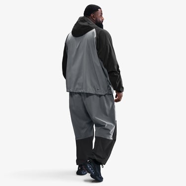  Nike Tech Woven Erkek Gri Ceket