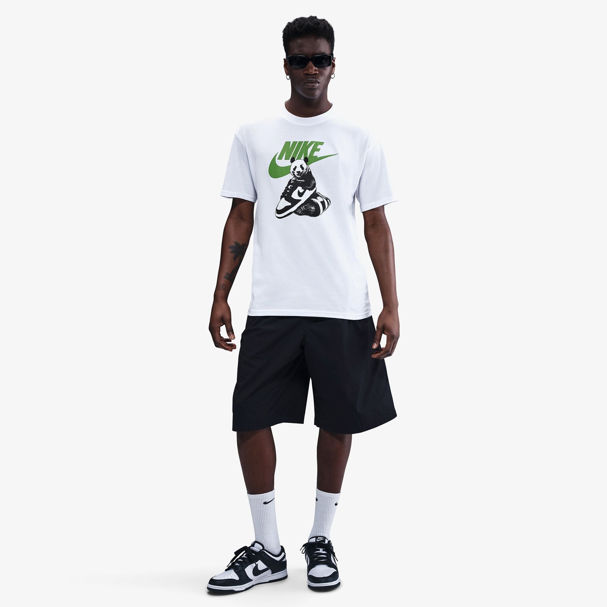 Nike Sportswear Erkek Beyaz T-Shirt