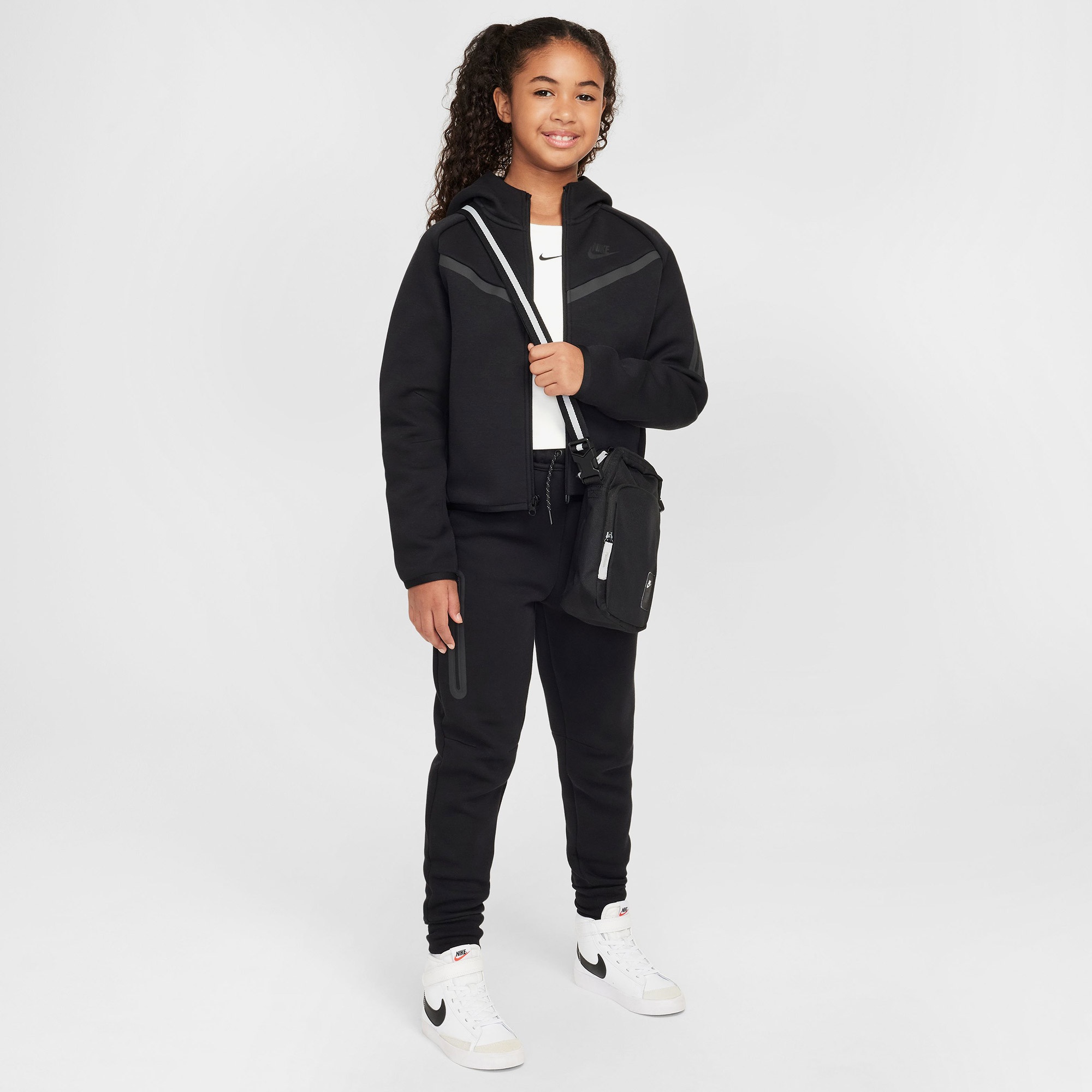 Nike Sportswear Tech Fleece Çocuk Siyah Hoodie
