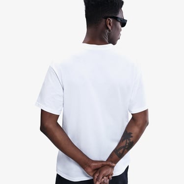  Nike Sportswear Erkek Beyaz T-Shirt