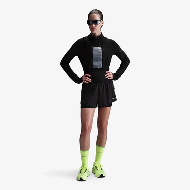  Nike Swift Dri-Fit Kadın Siyah Şort