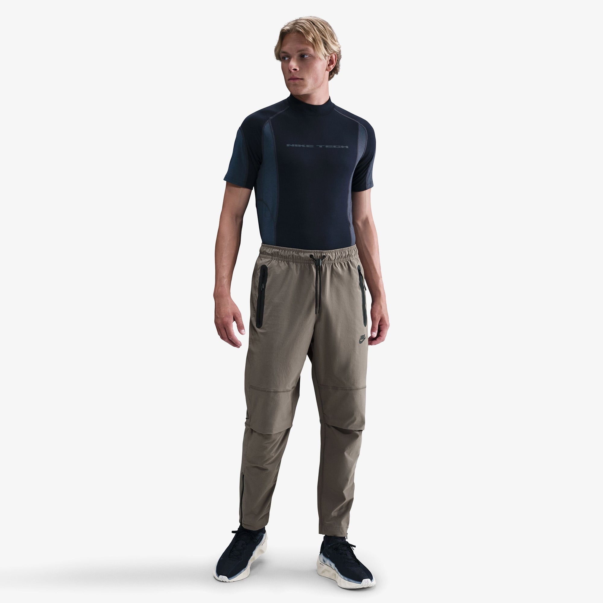 Nike Tech Woven Erkek Kahverengi Eşofman Altı