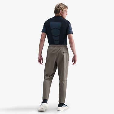  Nike Tech Woven Erkek Kahverengi Eşofman Altı