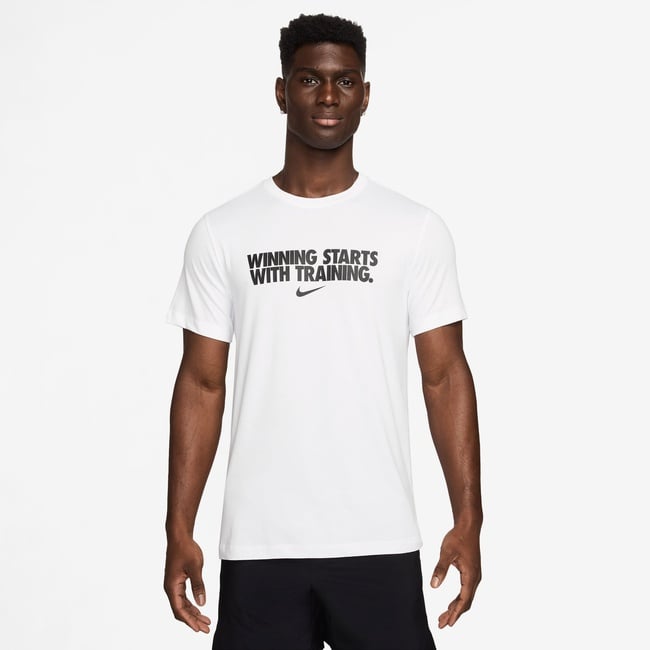  Nike Dri-Fit Winning Erkek Beyaz T-Shirt