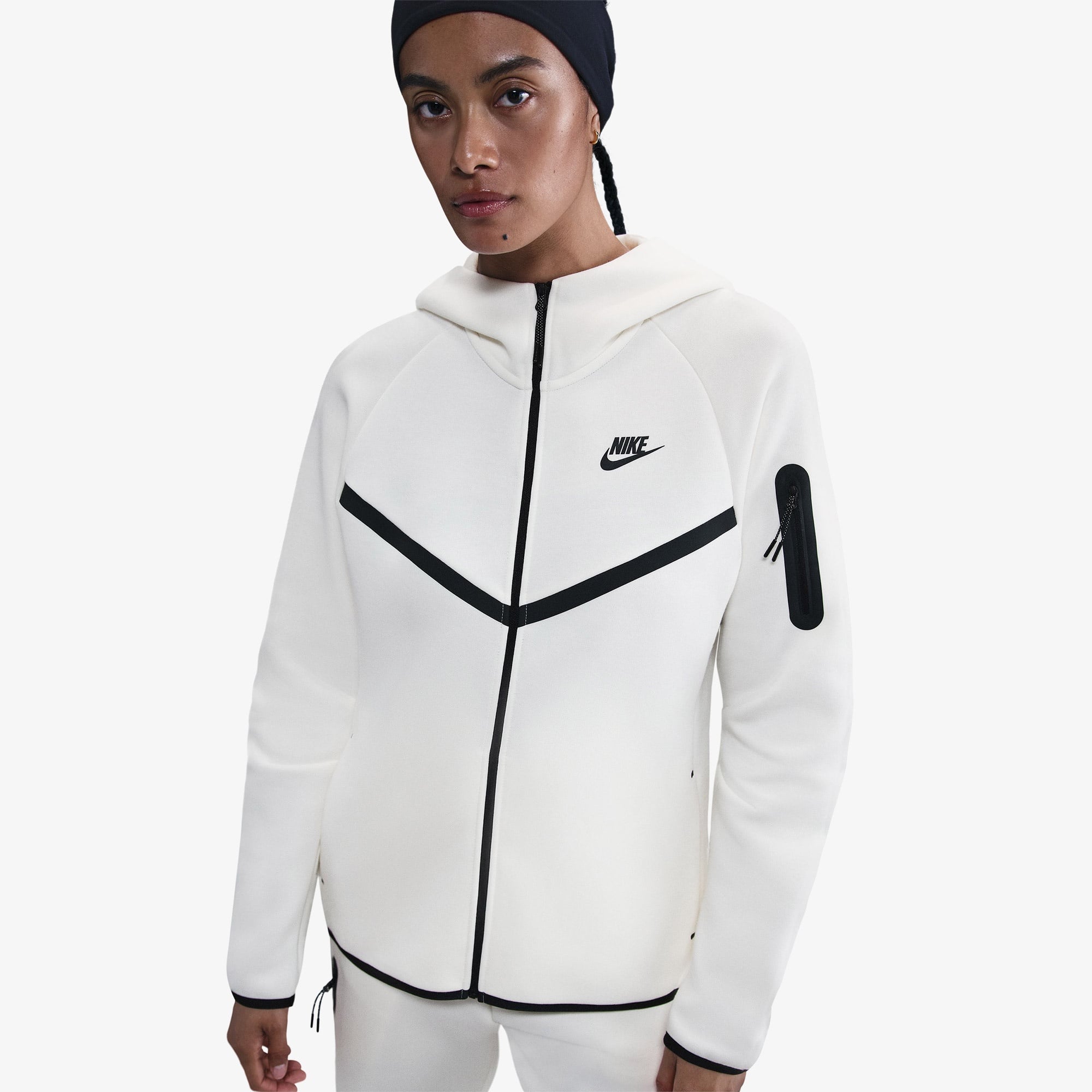 Nike Sportswear Tech Fleece Windrunner Kadın Beyaz Eşofman Üstü