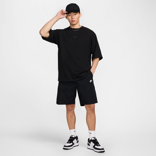  Nike Sportswear Premium Essentials Erkek Siyah T-Shirt