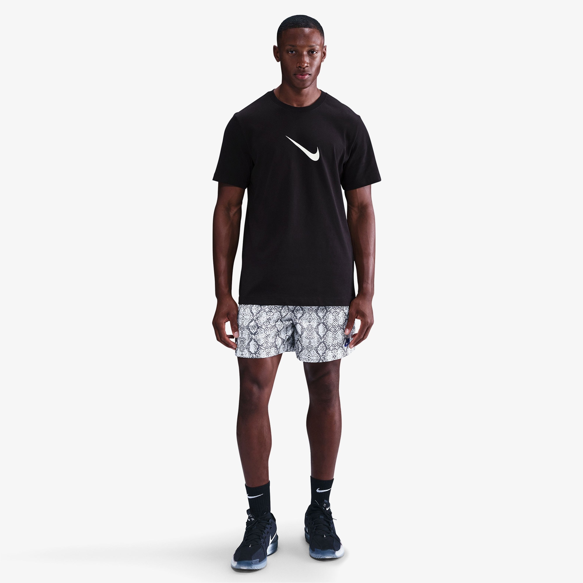 Nike Giannis Erkek Siyah T-Shirt