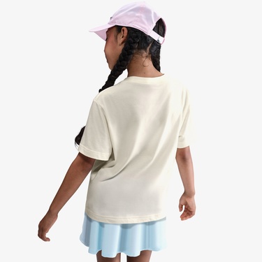  Nike Sportswear Trend Çocuk Krem Rengi T-Shirt