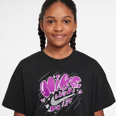  Nike Sportswear Essential Çocuk Siyah T-Shirt