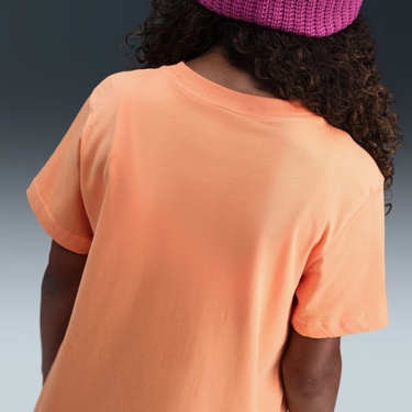  Nike Sportswear Trend Çocuk Turuncu T-Shirt