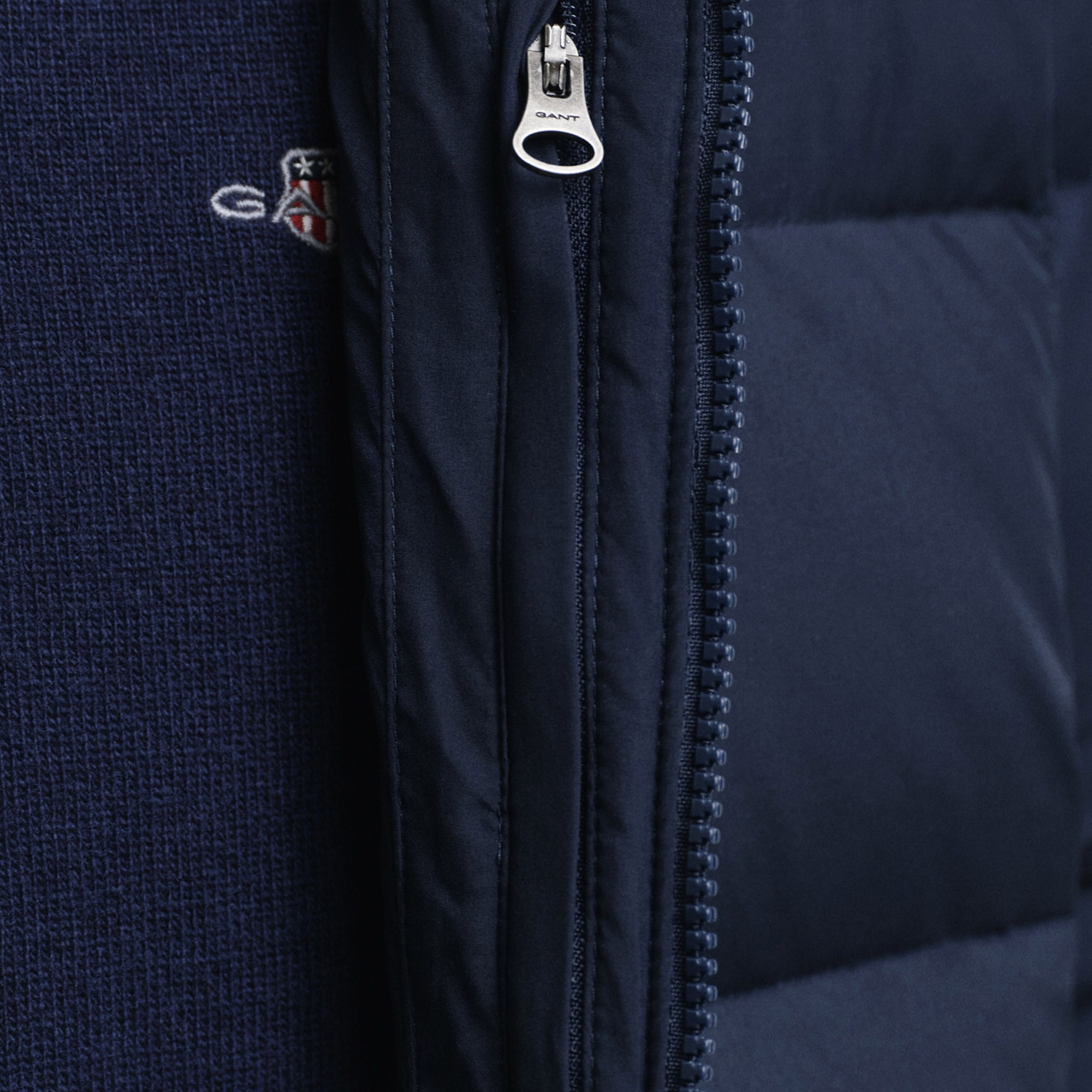 GANT Erkek Lacivert Dik Yaka Kaz Tüyü Mont