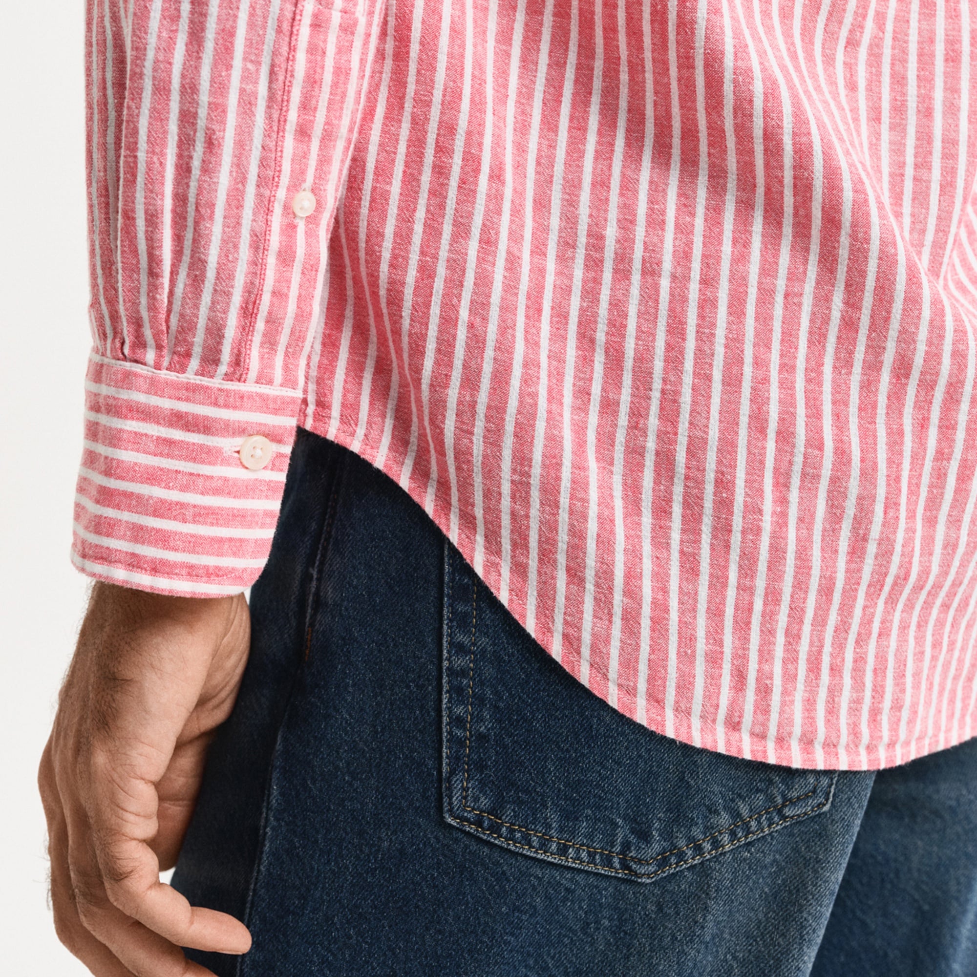 GANT Erkek Kırmızı Regular Fit Düğmeli Yaka Çizgili Keten Gömlek