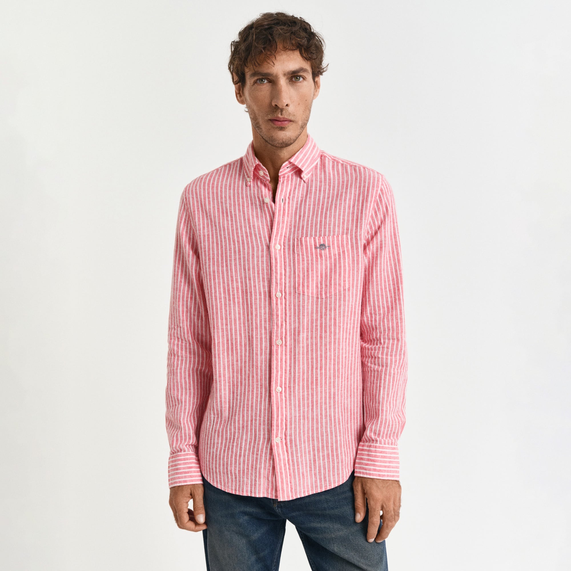 GANT Erkek Kırmızı Regular Fit Düğmeli Yaka Çizgili Keten Gömlek