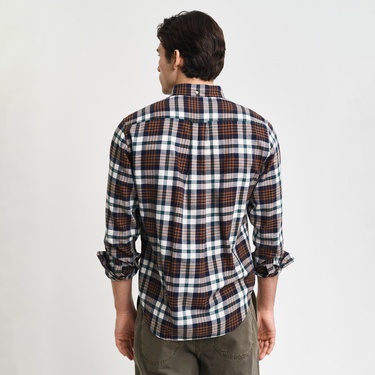  GANT Erkek Kahverengi Regular Fit Düğmeli Yaka Logolu Gömlek
