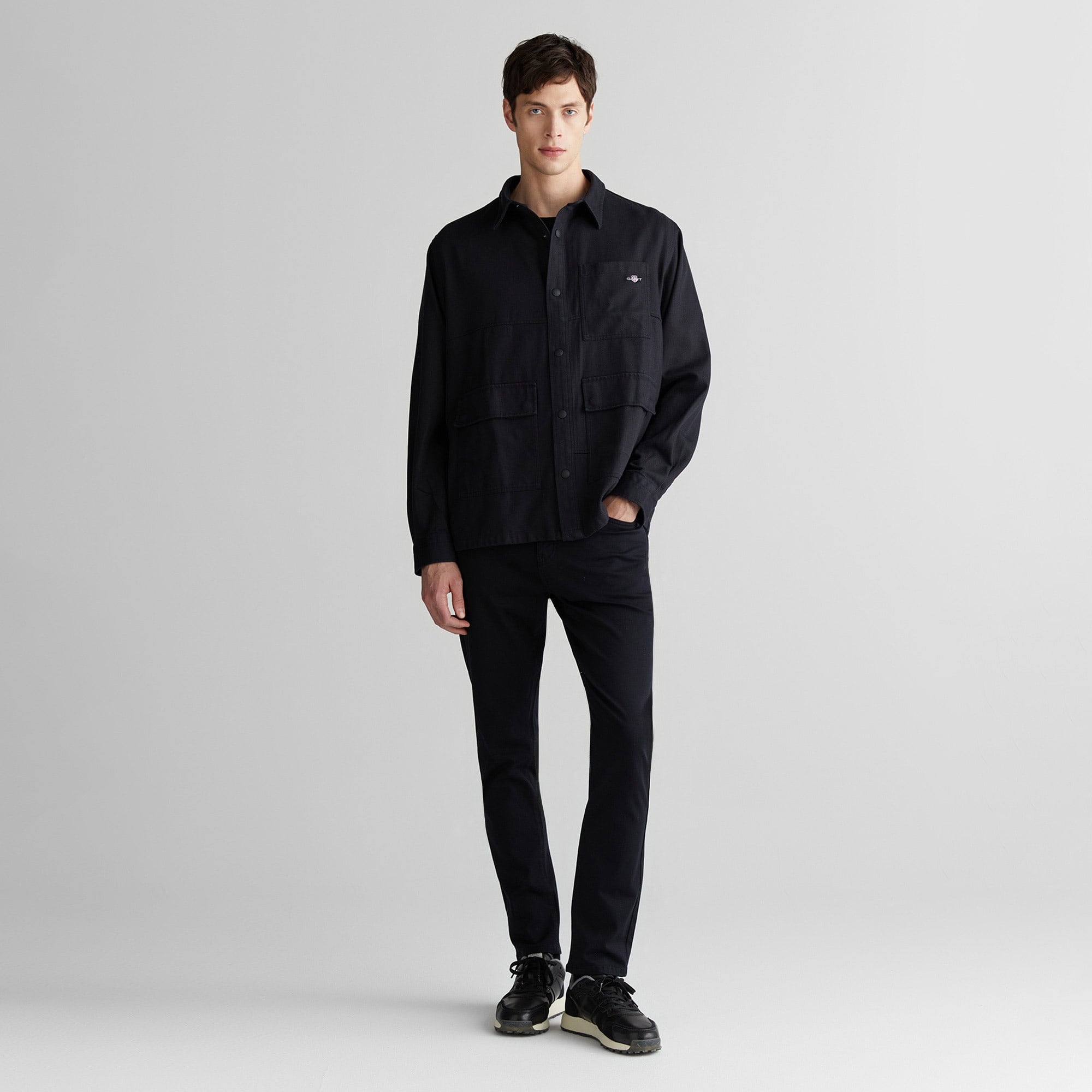 GANT Erkek Siyah Oversize Fit Gömlek