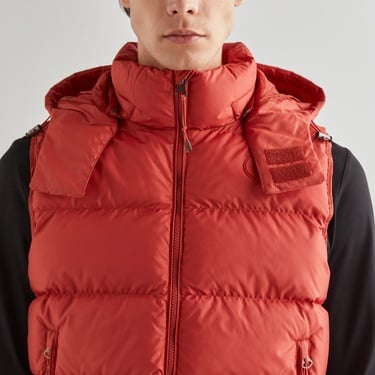  GANT Erkek Kırmızı Kapüşonlu Yelek