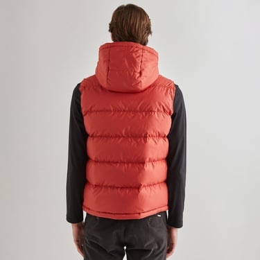  GANT Erkek Kırmızı Kapüşonlu Yelek