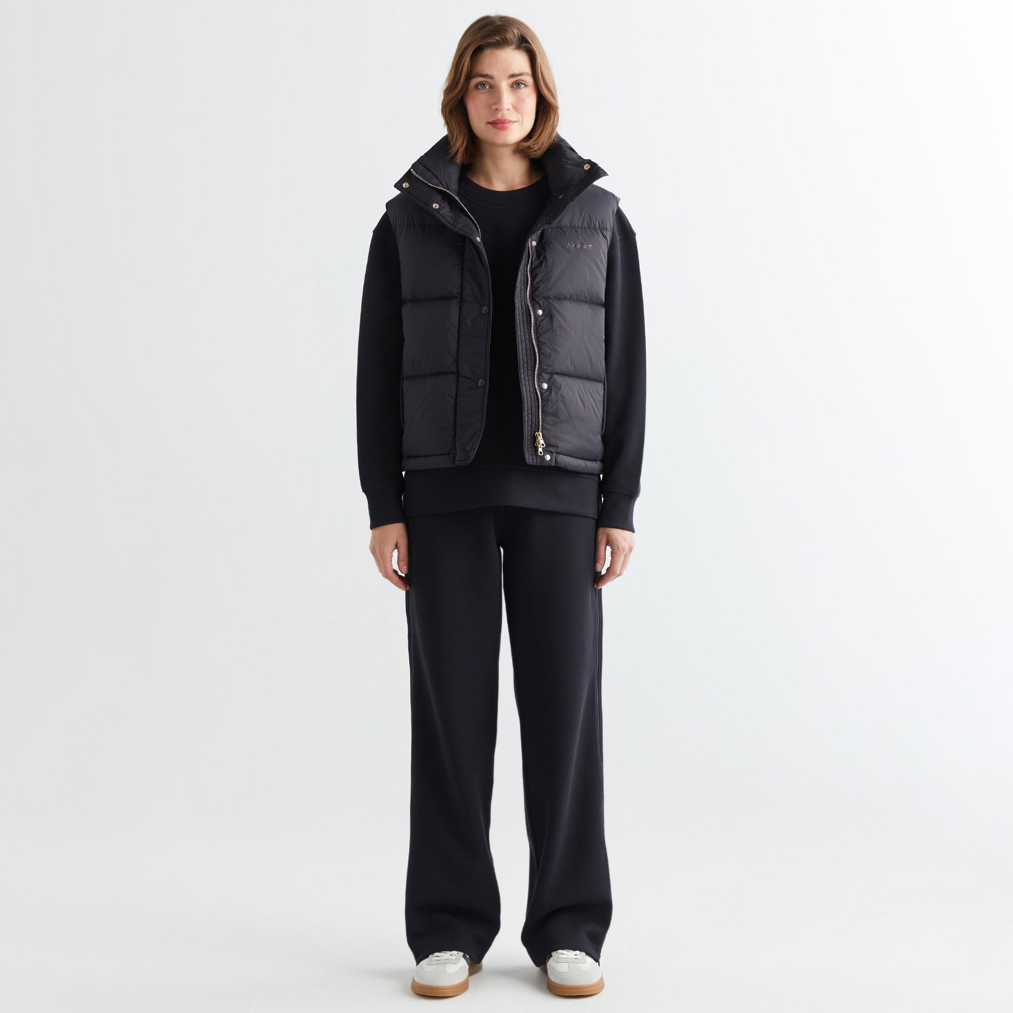 GANT Kadın Siyah Relaxed Fit Fermuarlı Logolu Yelek