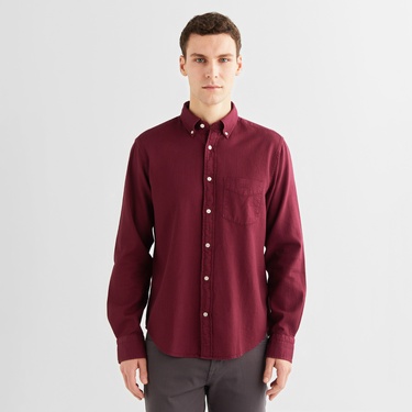  GANT Erkek Kırmızı Regular Fit Düğmeli Yaka Gömlek