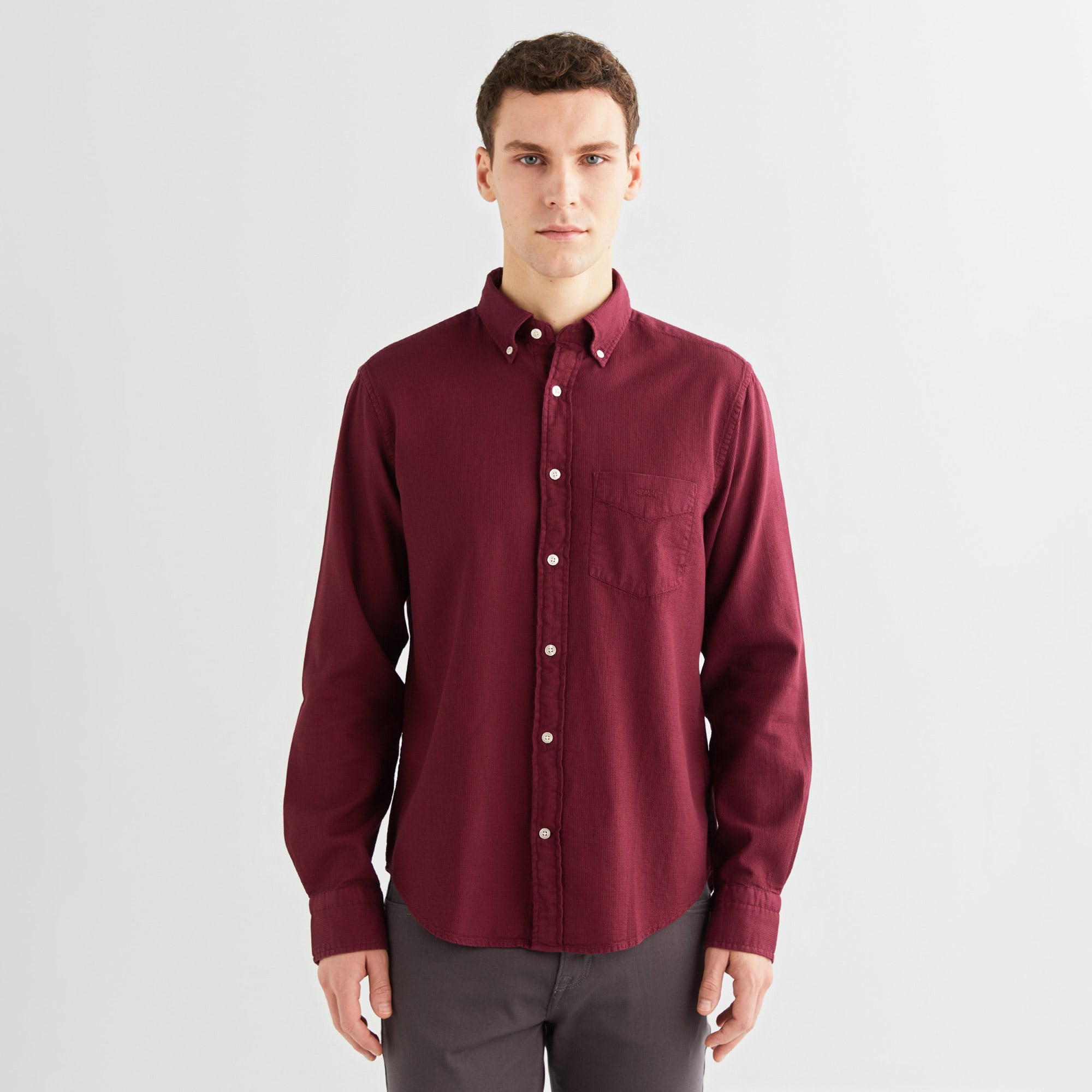  GANT Erkek Kırmızı Regular Fit Düğmeli Yaka Gömlek