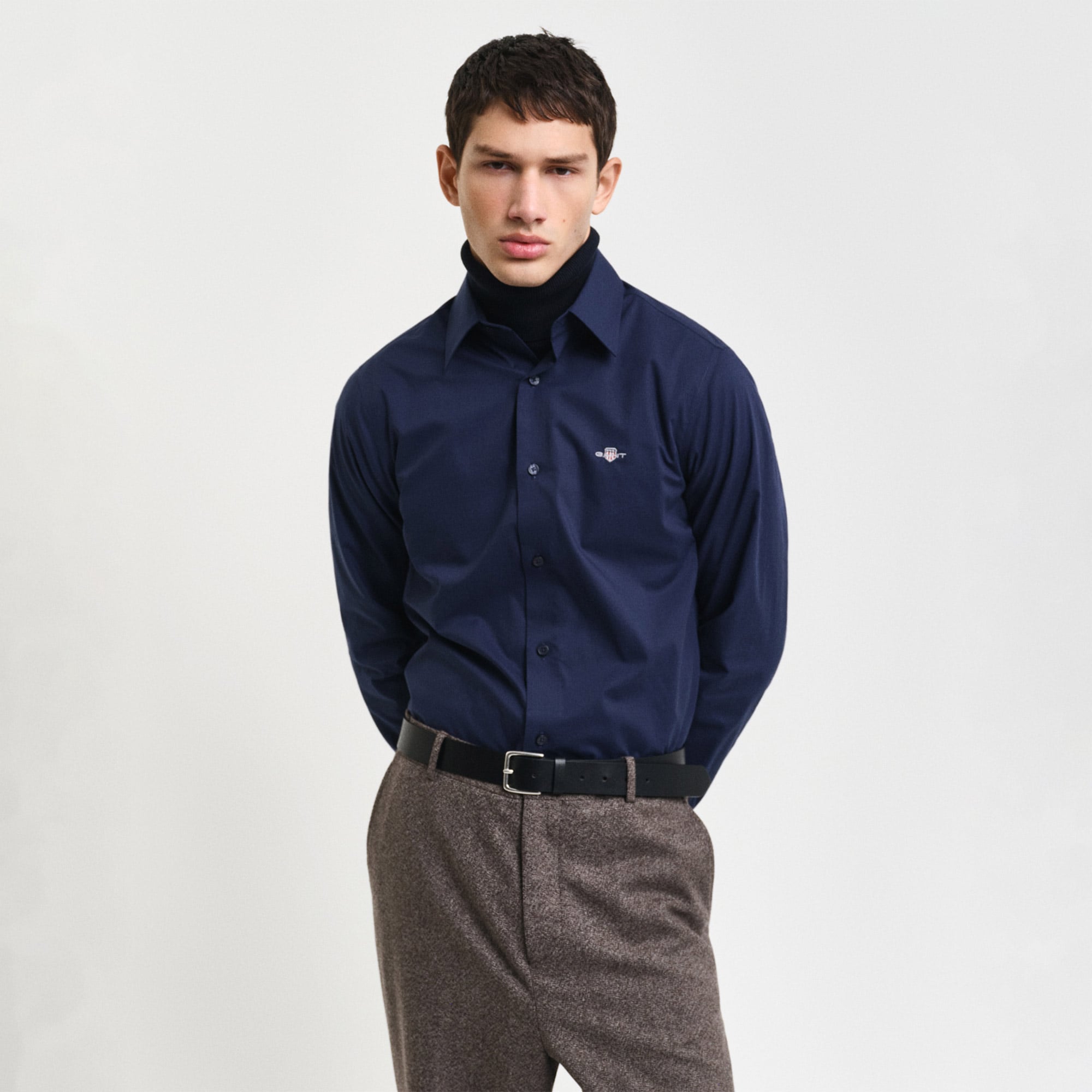  Gant Erkek Lacivert Slim Fit Gömlek