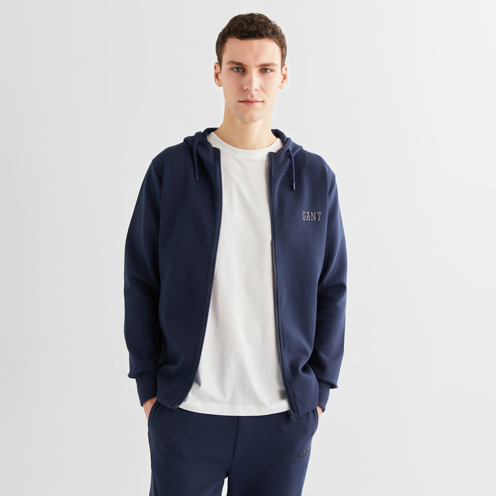 GANT Erkek Lacivert Relaxed Fit Kapüşonlu Logolu Sweatshirt
