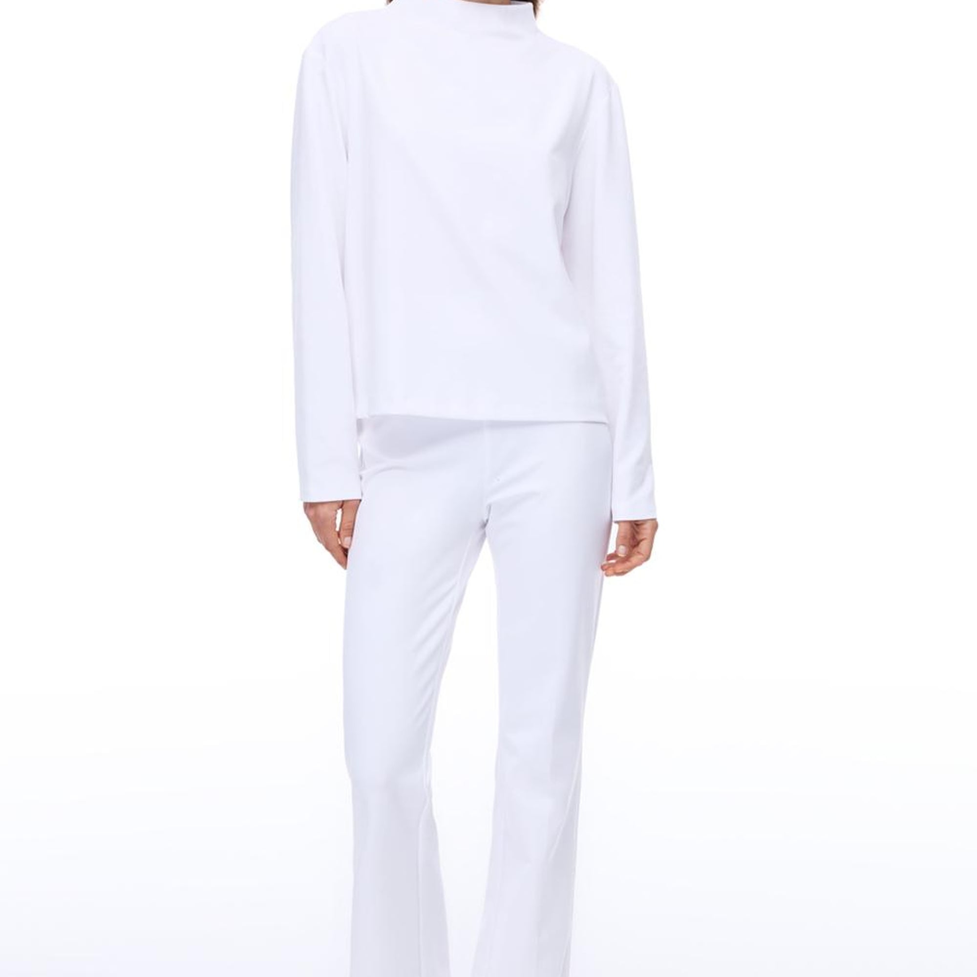 Animas Slim Fit Kısa Boy Düşük Kollu Yarım Dik Yaka Beyaz Bluz