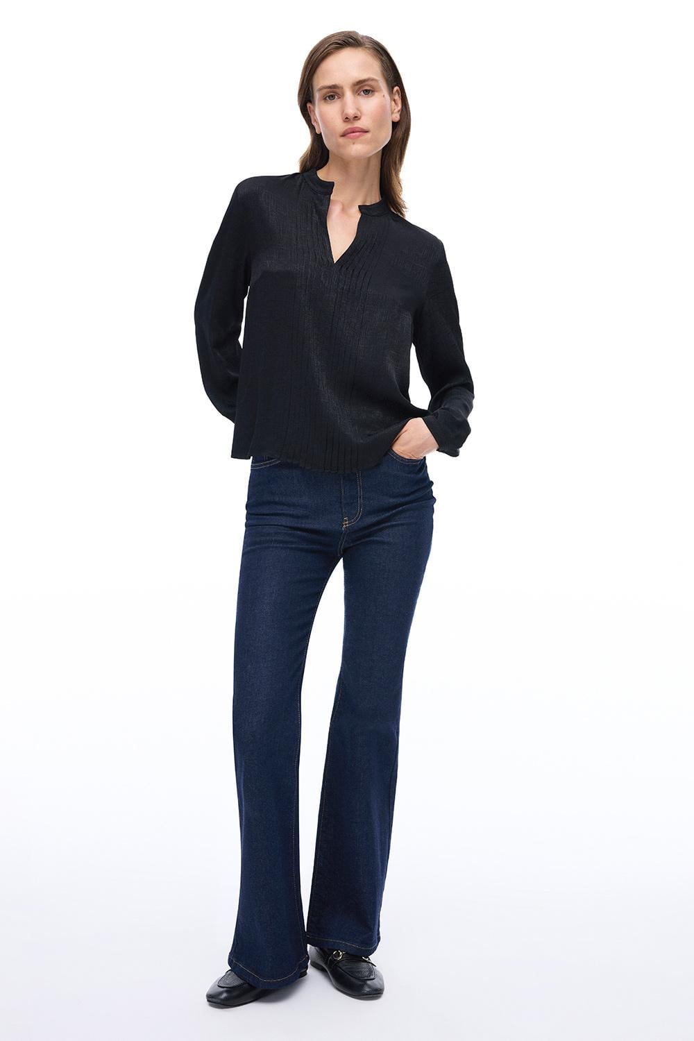  Akelas Regular Fit Standart Boy Takma Kol Hakim Yaka Siyah Renk Kadın Bluz