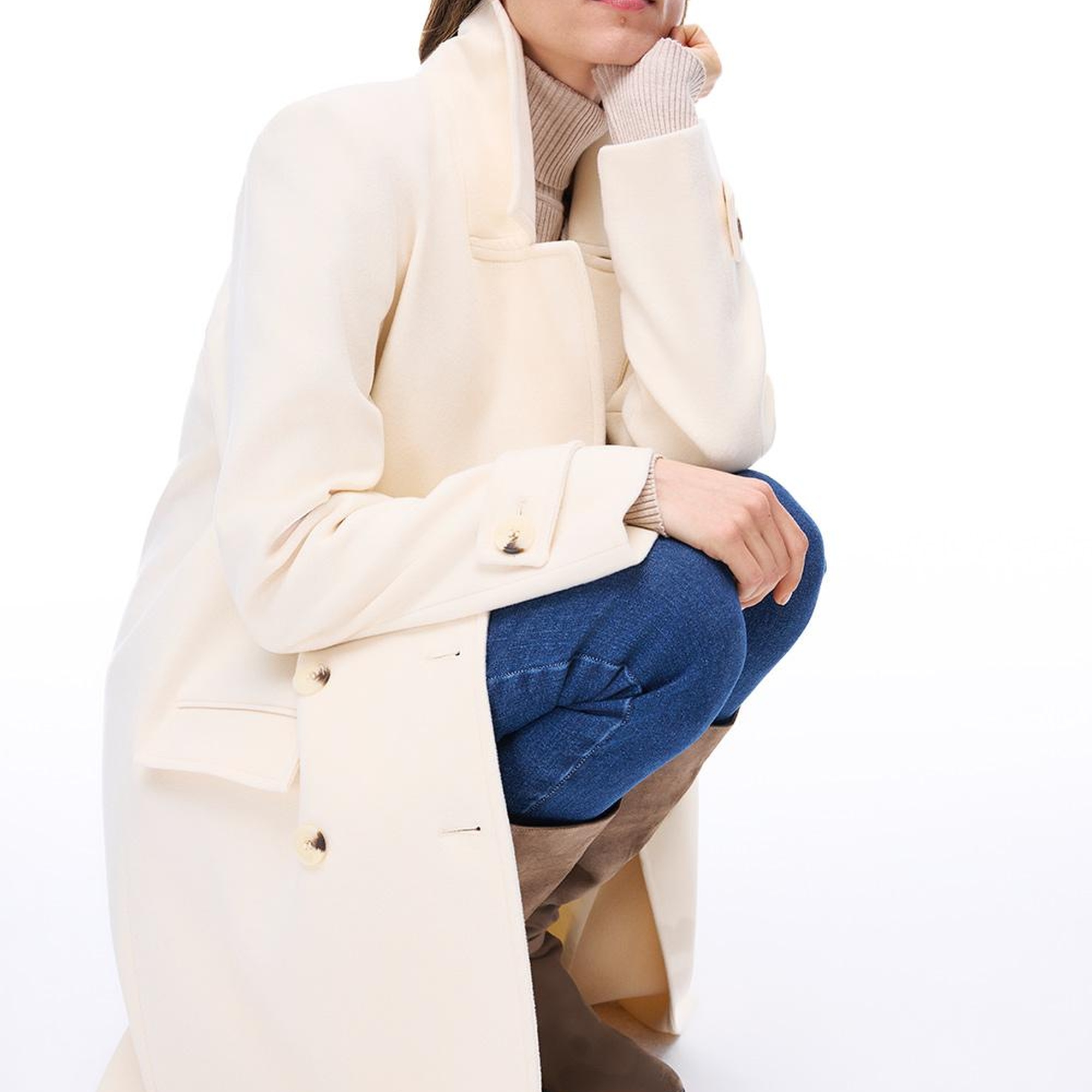 Mona Regular Fit Diz Üstü Takma Kol Erkek Yaka Ekru Kaban