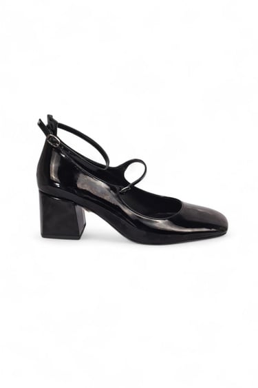  Ayakkabi Siyah Ayakkabı