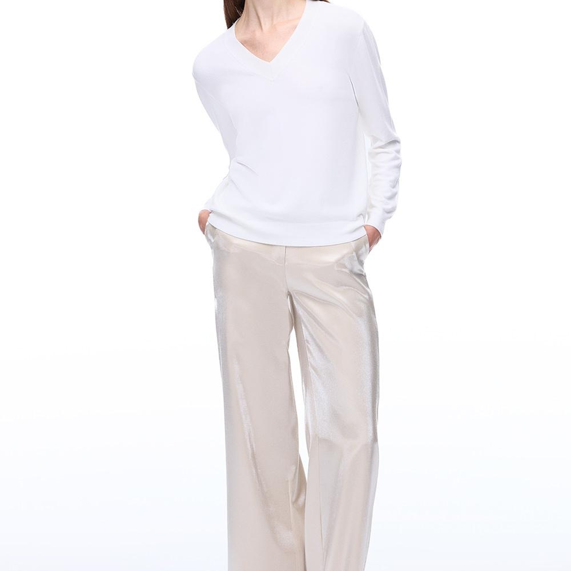 Triko Rahat Kalıp Standart Boy Takma Kol V-Yaka Ekru Kazak