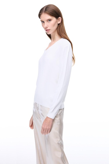  Triko Rahat Kalıp Standart Boy Takma Kol V-Yaka Ekru Kazak