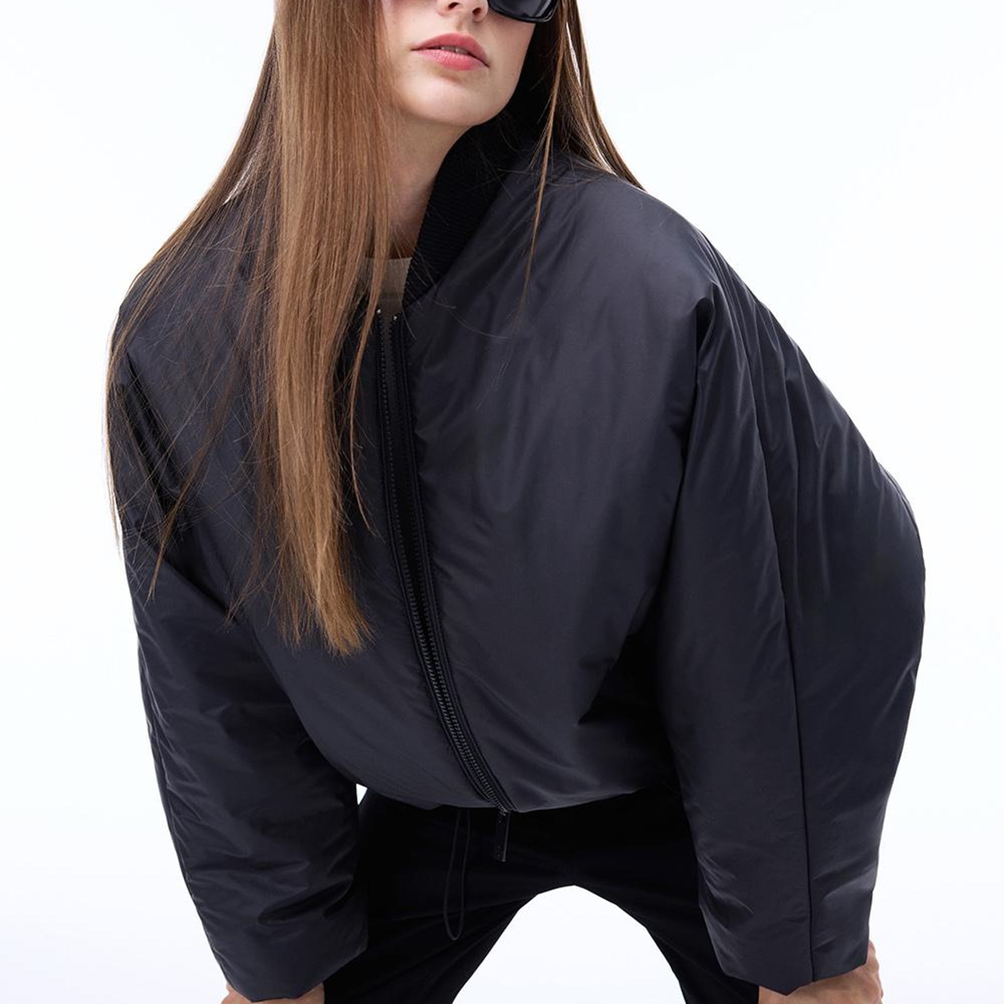 Awans Rahat Kalıp Standart Boy Düşük Kollu Bisiklet Yaka Siyah Mont