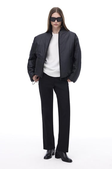  Awans Rahat Kalıp Standart Boy Düşük Kollu Bisiklet Yaka Siyah Mont