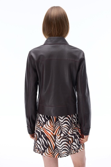  Aurens Slim Fit Kısa Boy Takma Kol Gömlek Yaka Kahverengi Ceket