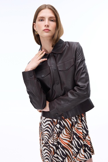  Aurens Slim Fit Kısa Boy Takma Kol Gömlek Yaka Kahverengi Ceket