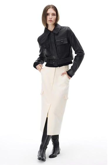  Aurens Slim Fit Kısa Boy Takma Kol Gömlek Yaka Siyah Ceket