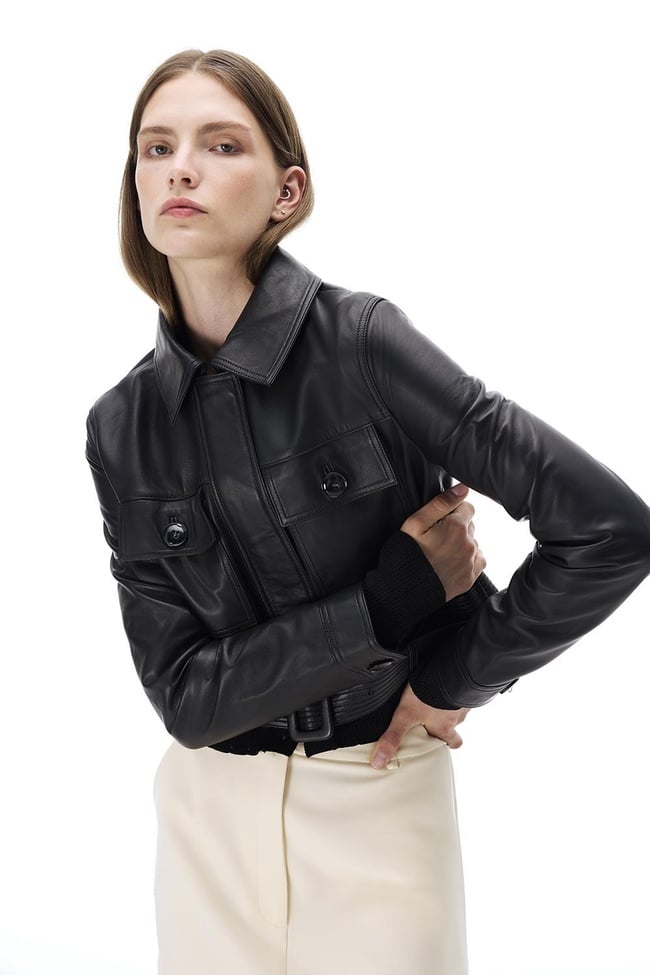  Aurens Slim Fit Kısa Boy Takma Kol Gömlek Yaka Siyah Ceket