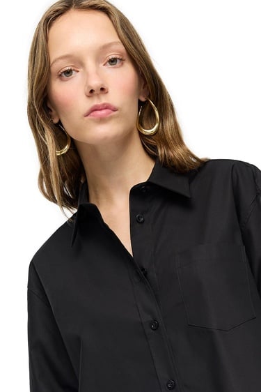  Siyah Albas Rahat Kalıp Uzun Kol Gömlek