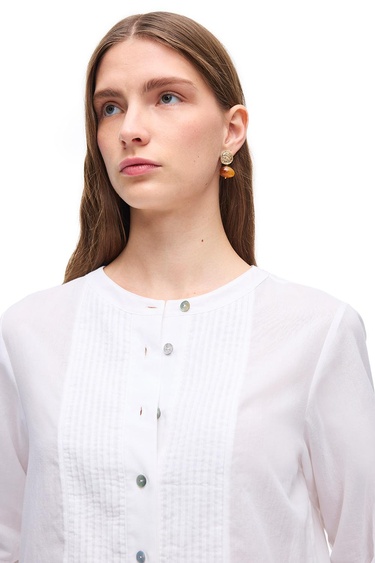  Hakim Yaka Pamuklu Uzun Kollu Gömlek