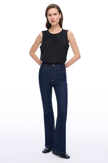  Farewell Regular Fit Standart Boy Sıfır Kol Bisiklet Yaka Siyah Bluz