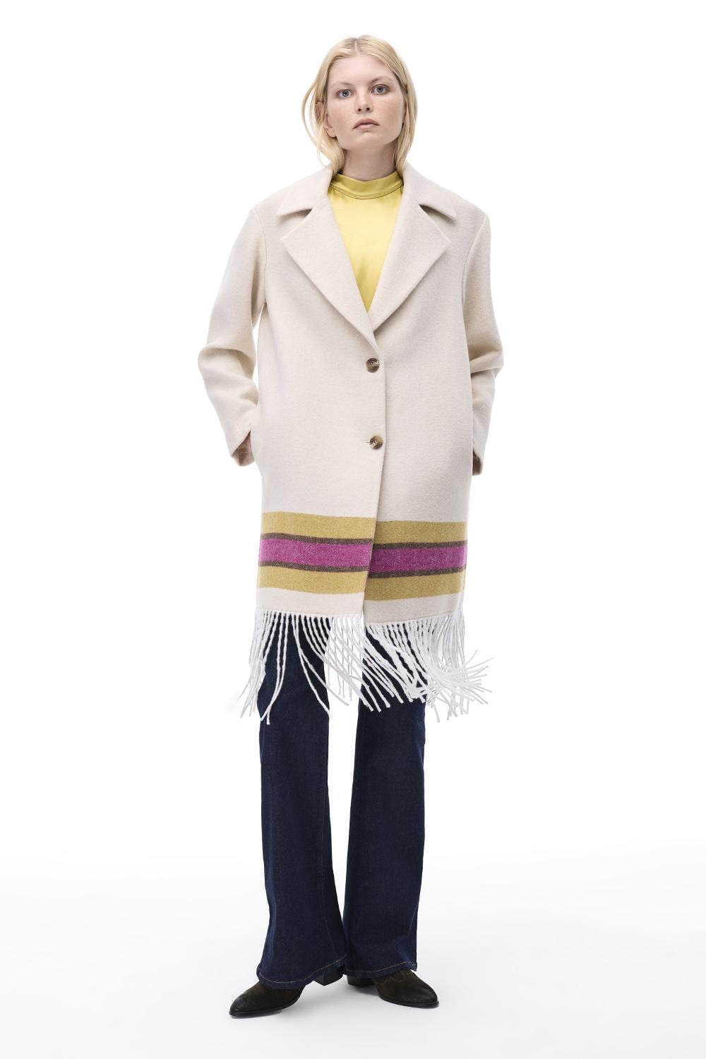  Pleasant Rahat Kalıp Diz Boy Ceket Yaka Bej Renk Kadın Kaban