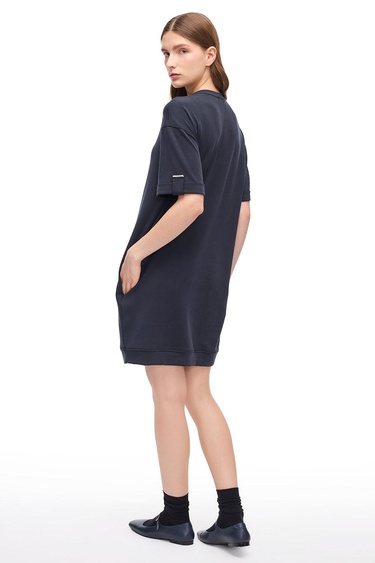  Siyah Elkes Rahat Kalıp Düz Diz Üstü Elbise