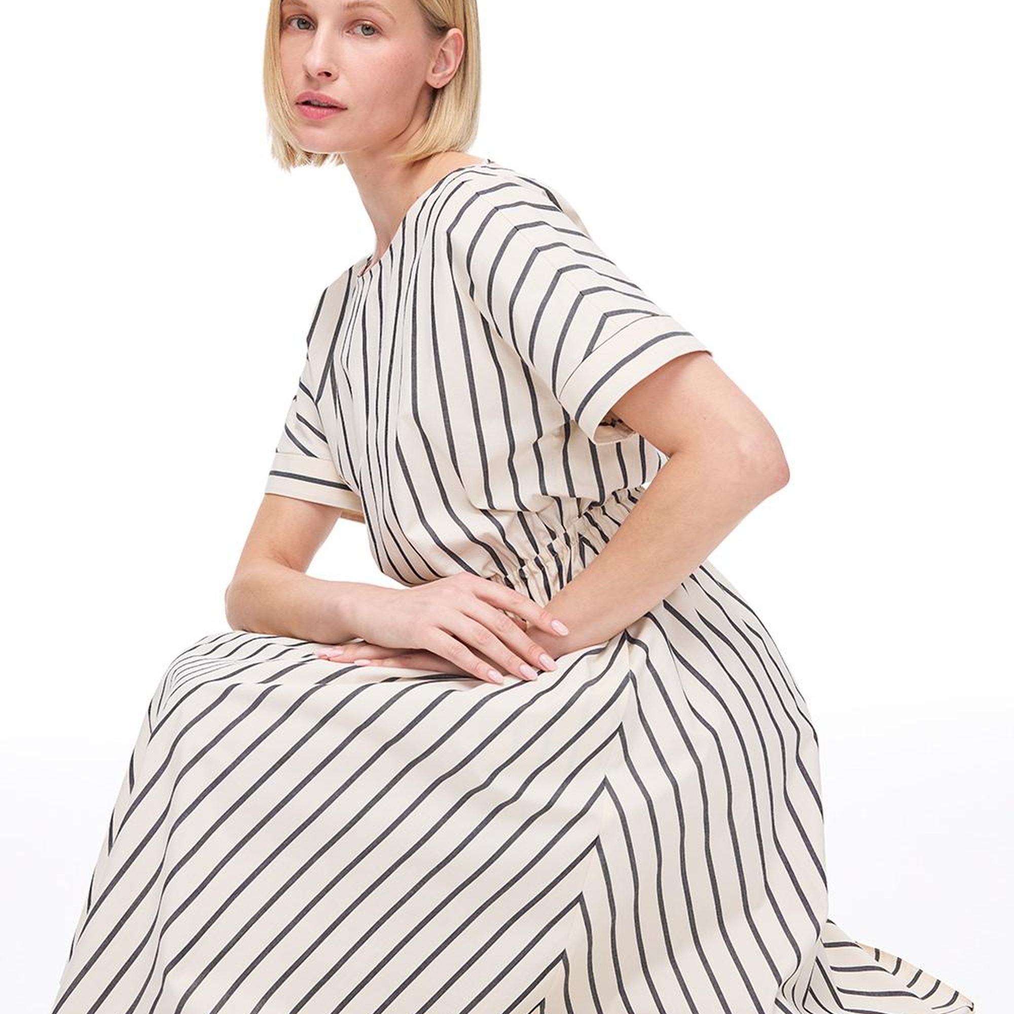 Krem Chatos Slim Fit Çizgili Diz Altı Elbise