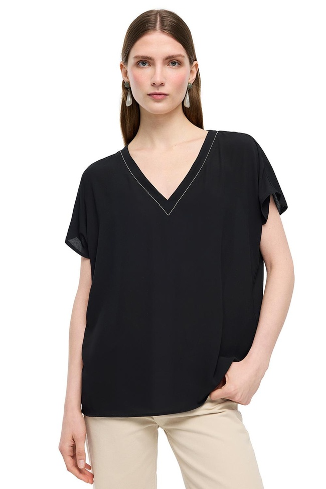  Siyah Ametist Rahat Kalıp V-Yaka Bluz