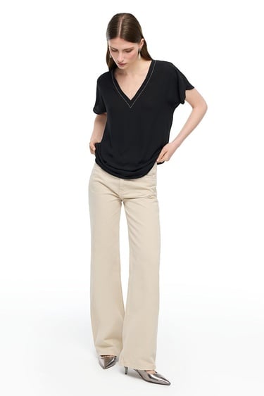  Siyah Ametist Rahat Kalıp V-Yaka Bluz